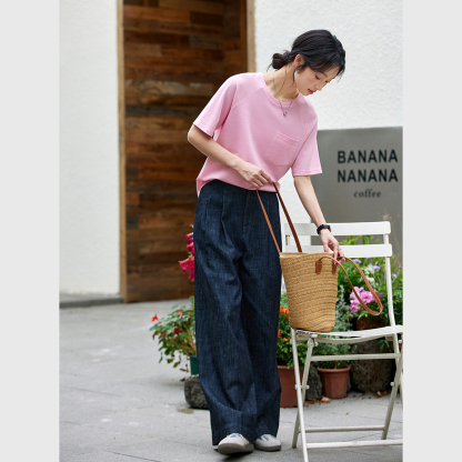 Loose T-Shirt With Patch Pockets