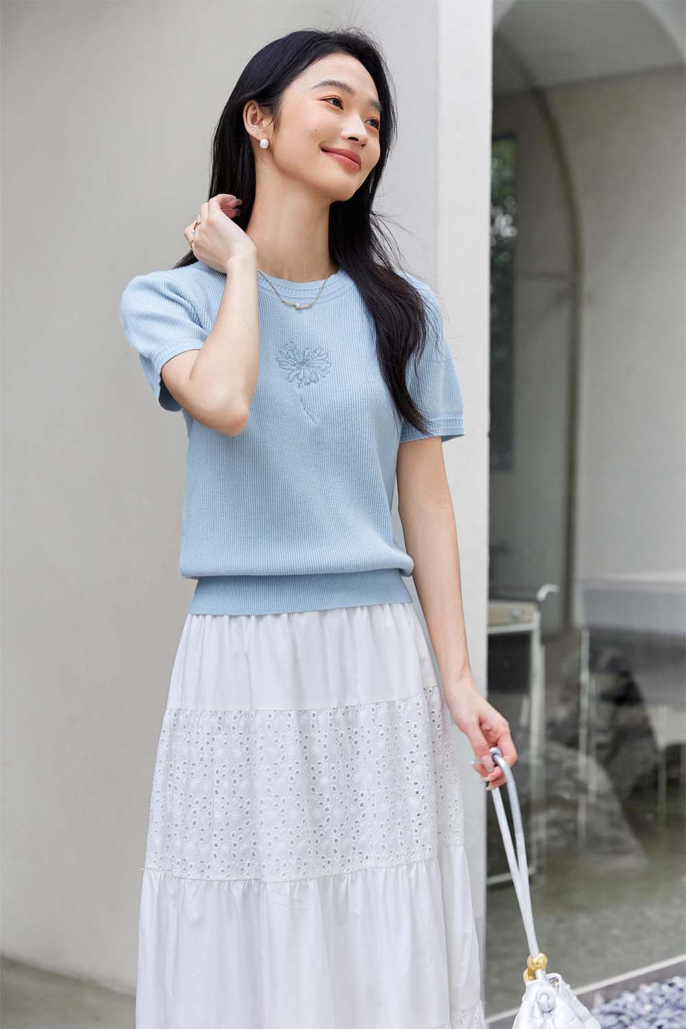 Flower Embroidered Loose Sweater-VIMLYSTORE