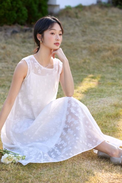 Dark Pattern Jacquard Loose Vest Dress