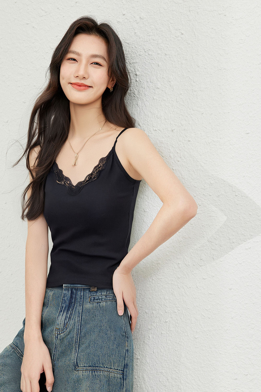 V-Neck Lace Camisole-VIMLYSTORE