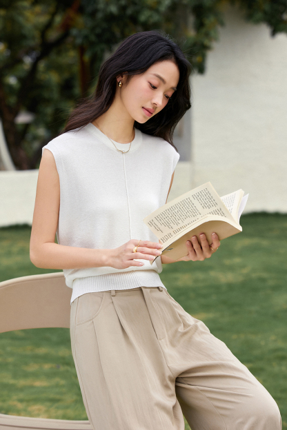 Round Neck High Elastic Sleeveless Sweater