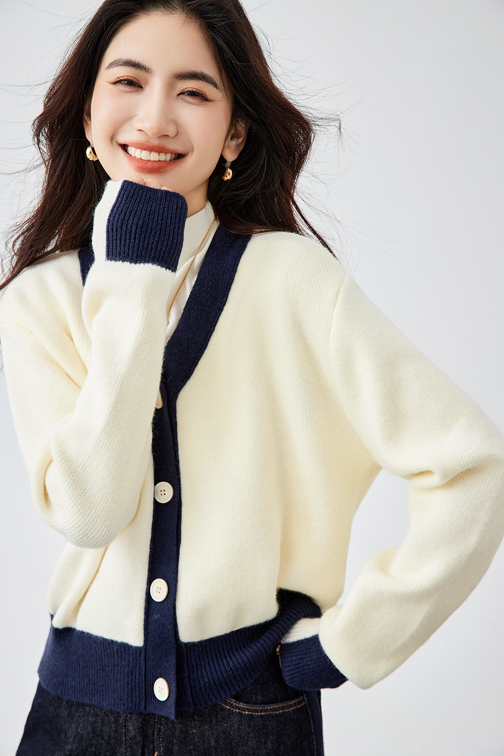 Apricot Lazy-Style Color-Block V-Neck Sweater Jacket