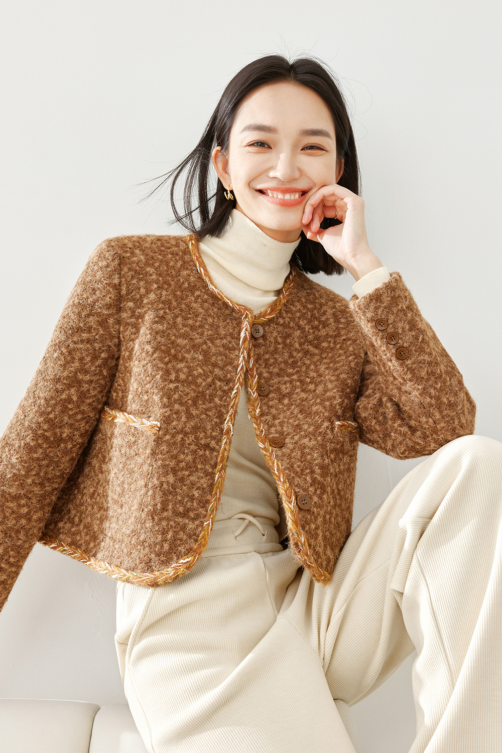 Short thickened tweed jacket