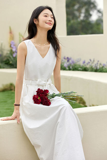 French Elegant V-neck Sleeveless Pleated Dress-VIMLYSTORE