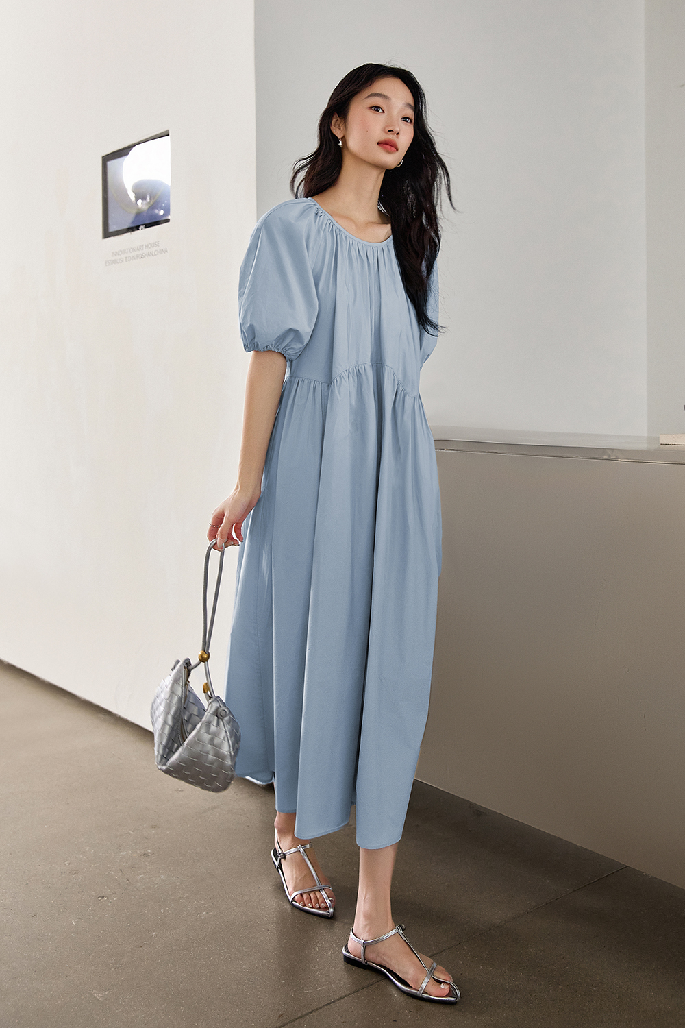 Minimalist Cotton Puff-Sleeve Relaxed Dress-VIMLYSTORE