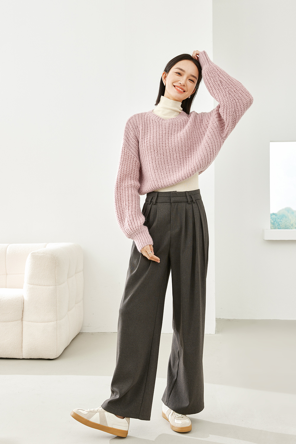 Loose Hollow Short Knit Sweater