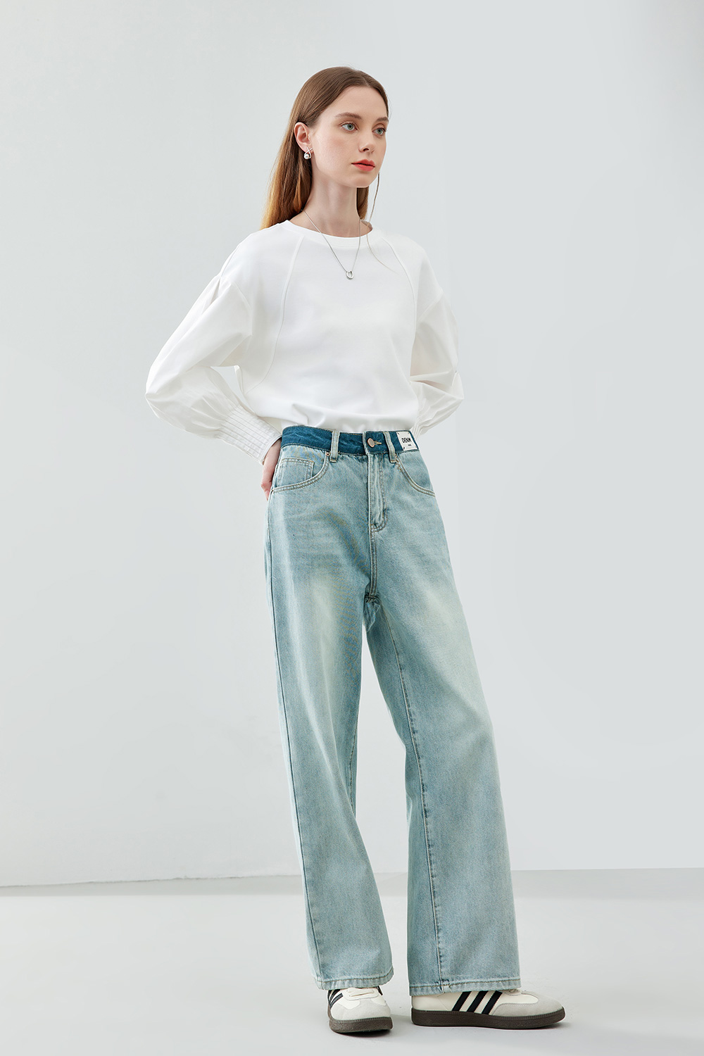 Fashionable Round Neck T-Shirt-VIMLYSTORE