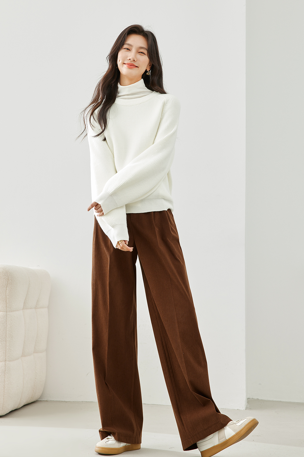 Elegant Crew Neck Sweater