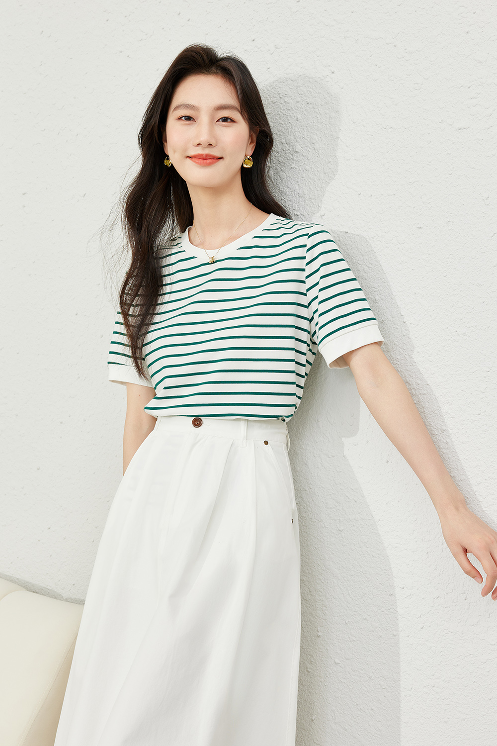 Minimalist Striped Round Neck T-Shirt-VIMLYSTORE