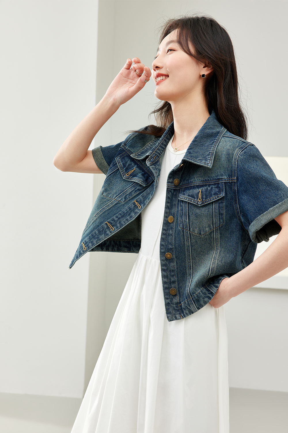 Denim Short Jacket With Fold-Down Sleeves