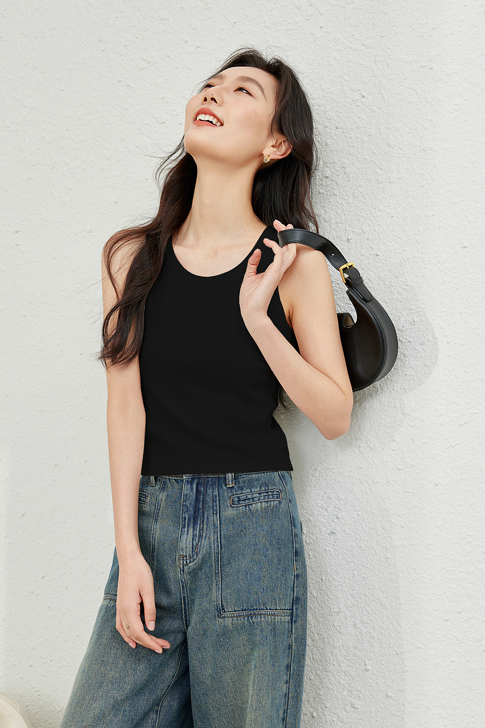 Crew Neck Knitted Vest