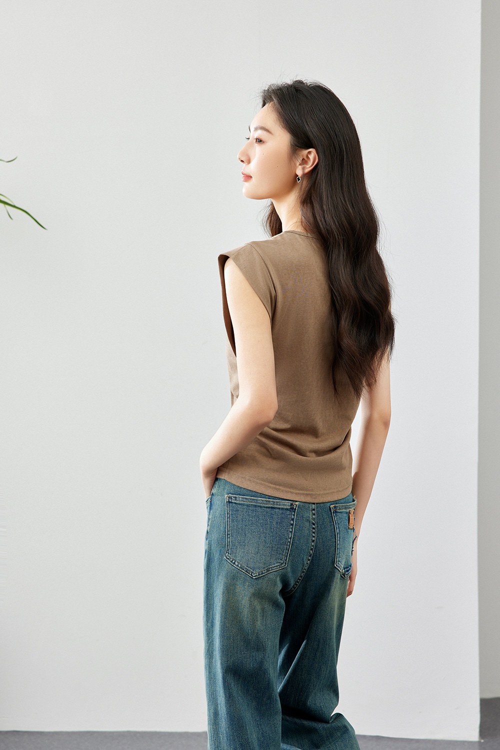 Fake Two-Piece Contrasting Color T-Shirts