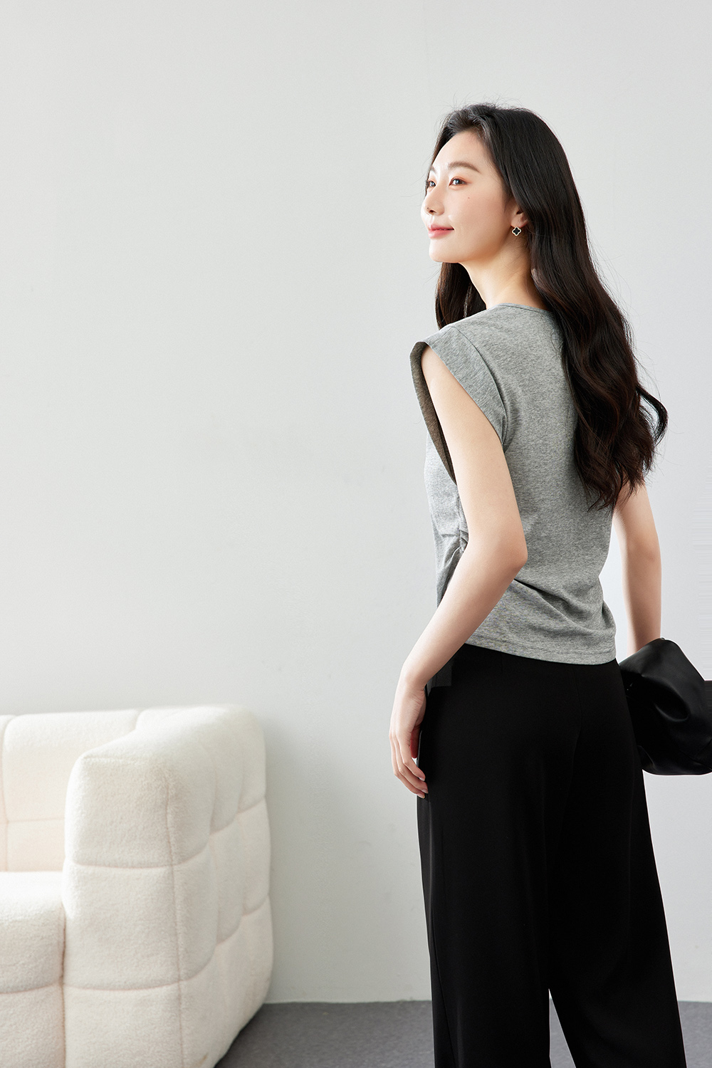 Fake Two-Piece Contrasting Color T-Shirts