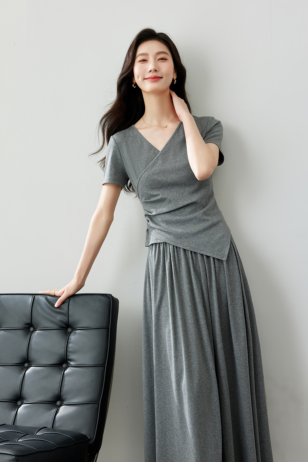 Simple And Elegant Knitted Suit
