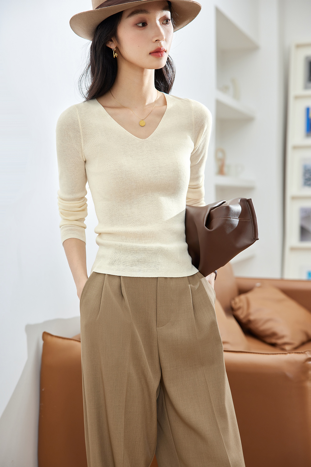 Casual And Versatile Base Sweater