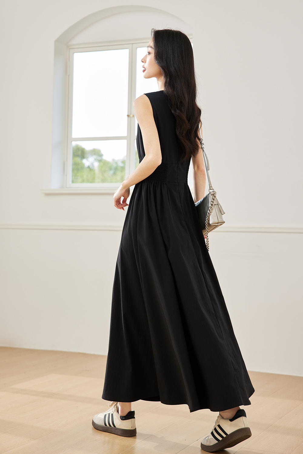 Elegant Sleeveless Vest Dress