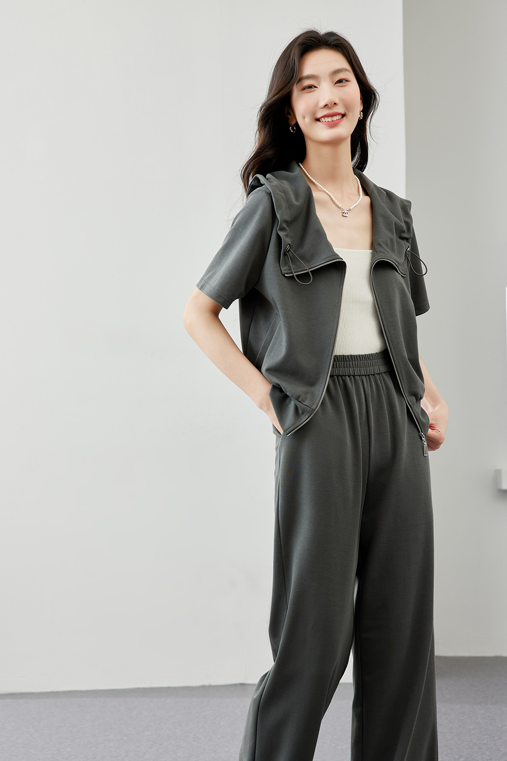 Fashionable Navy Collar Suit