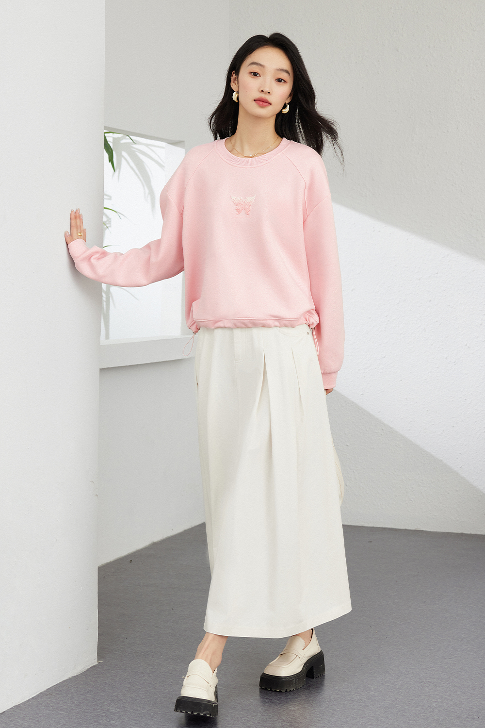 Gradient Three-Dimensional Butterfly Sweatshirt