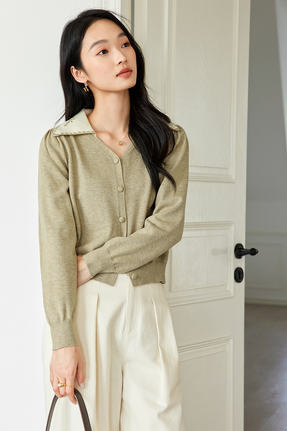 Retro Embroidered Knitted Cardigan-VIMLYSTORE