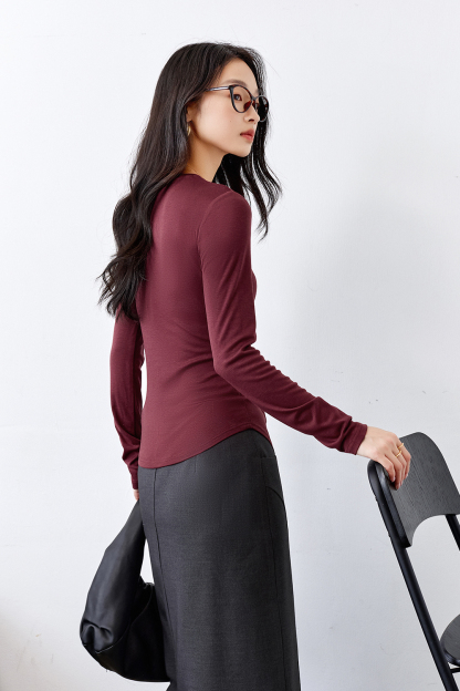 Wool blend knitted base layer