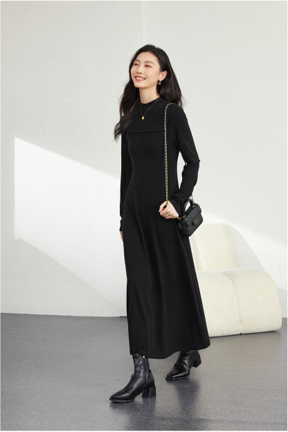 Inner waist-cinched knitted dress