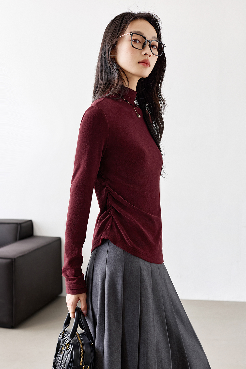 Irregular Hem Knitted Bottoming Shirt-VIMLYSTORE