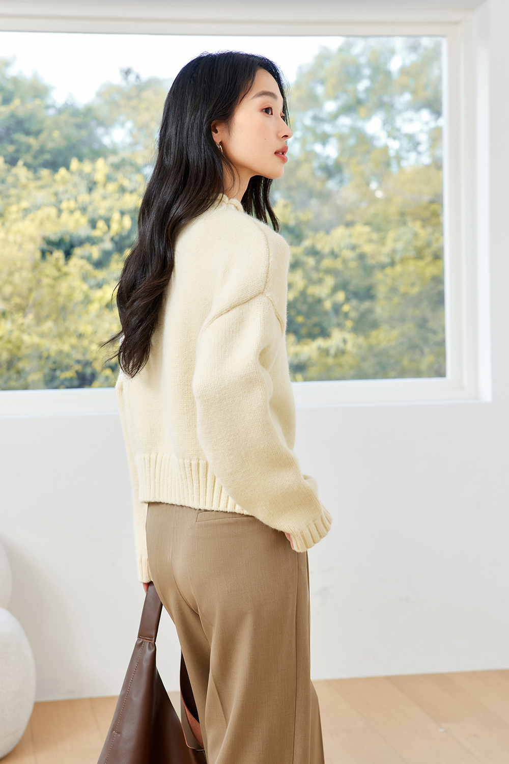 Rolled Hem Semi-High Neck Knitted Sweater-VIMLYSTORE