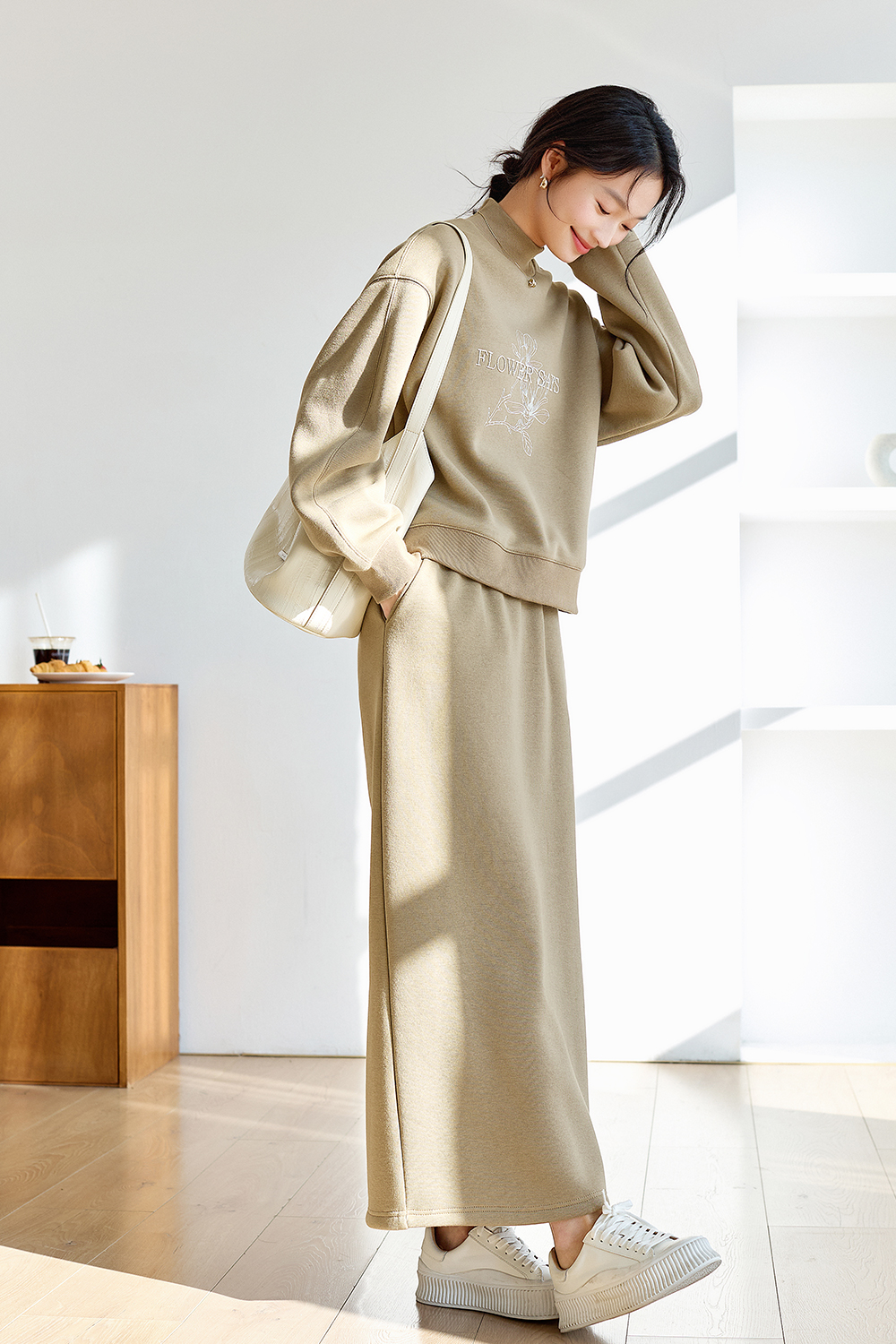 Semi-High Neck Printed Sweatshirt Set-VIMLYSTORE