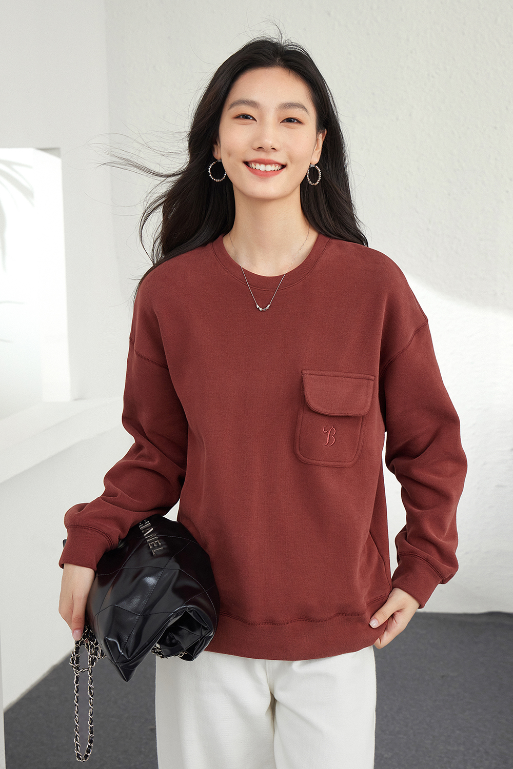 Thin-Fleece Embroidered Design Sweatshirt-VIMLYSTORE