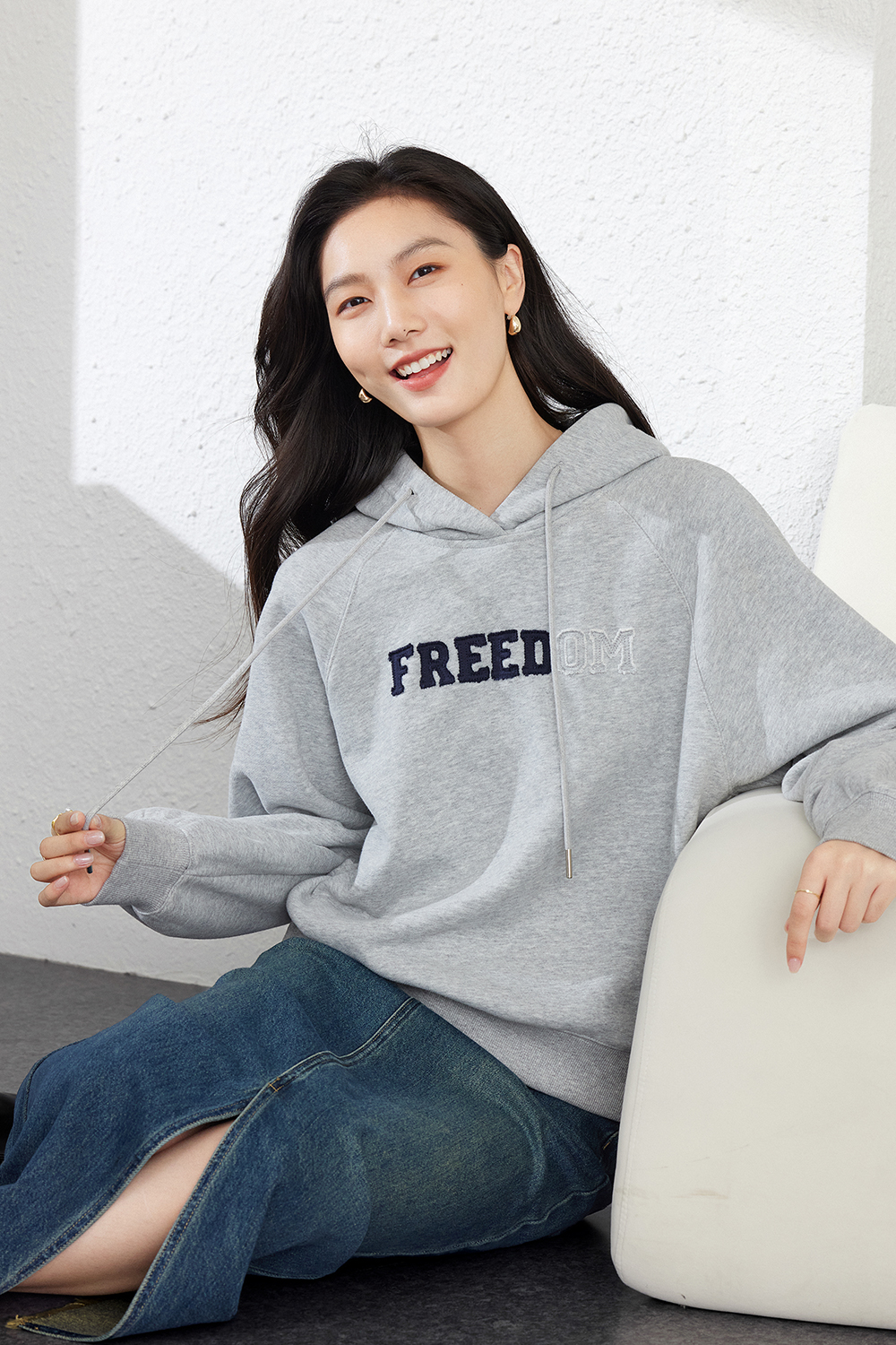 Thin-Fleece Hooded Letter Sweatshirt-VIMLYSTORE