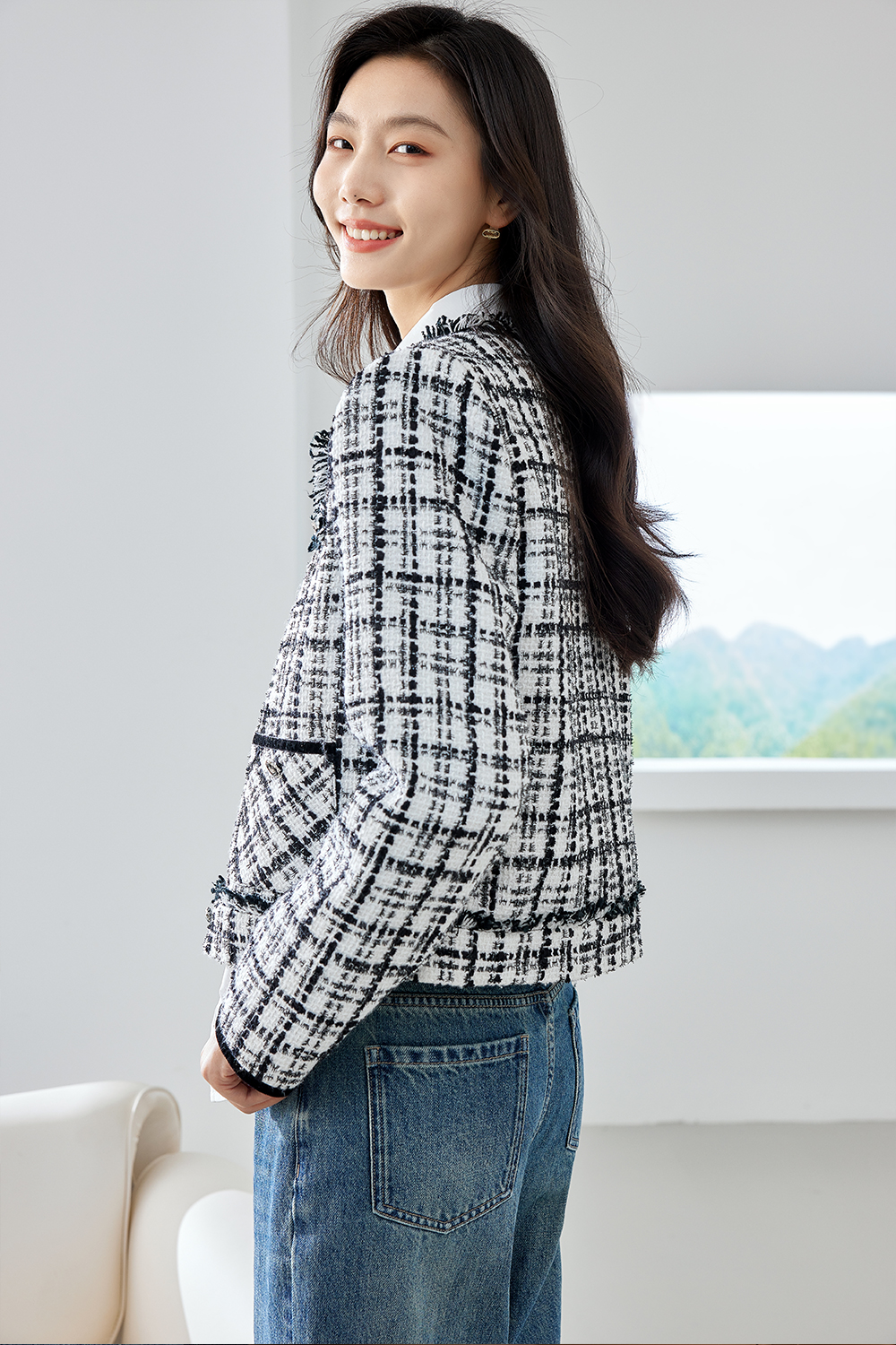 Tweed fabric black and white plaid thick coat