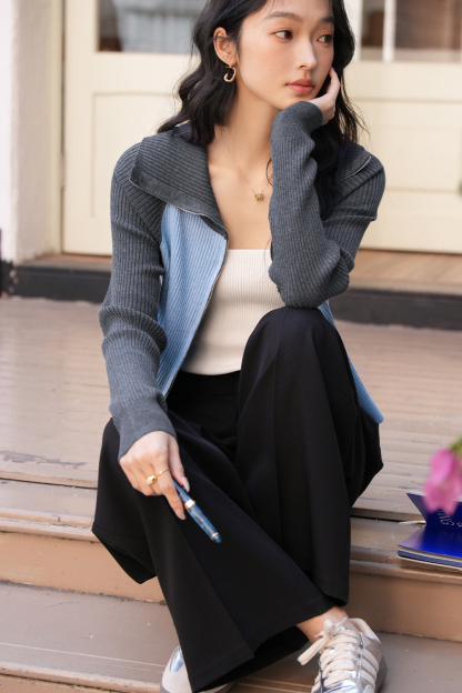 Contrast-color Zippered Knitted Cardigan