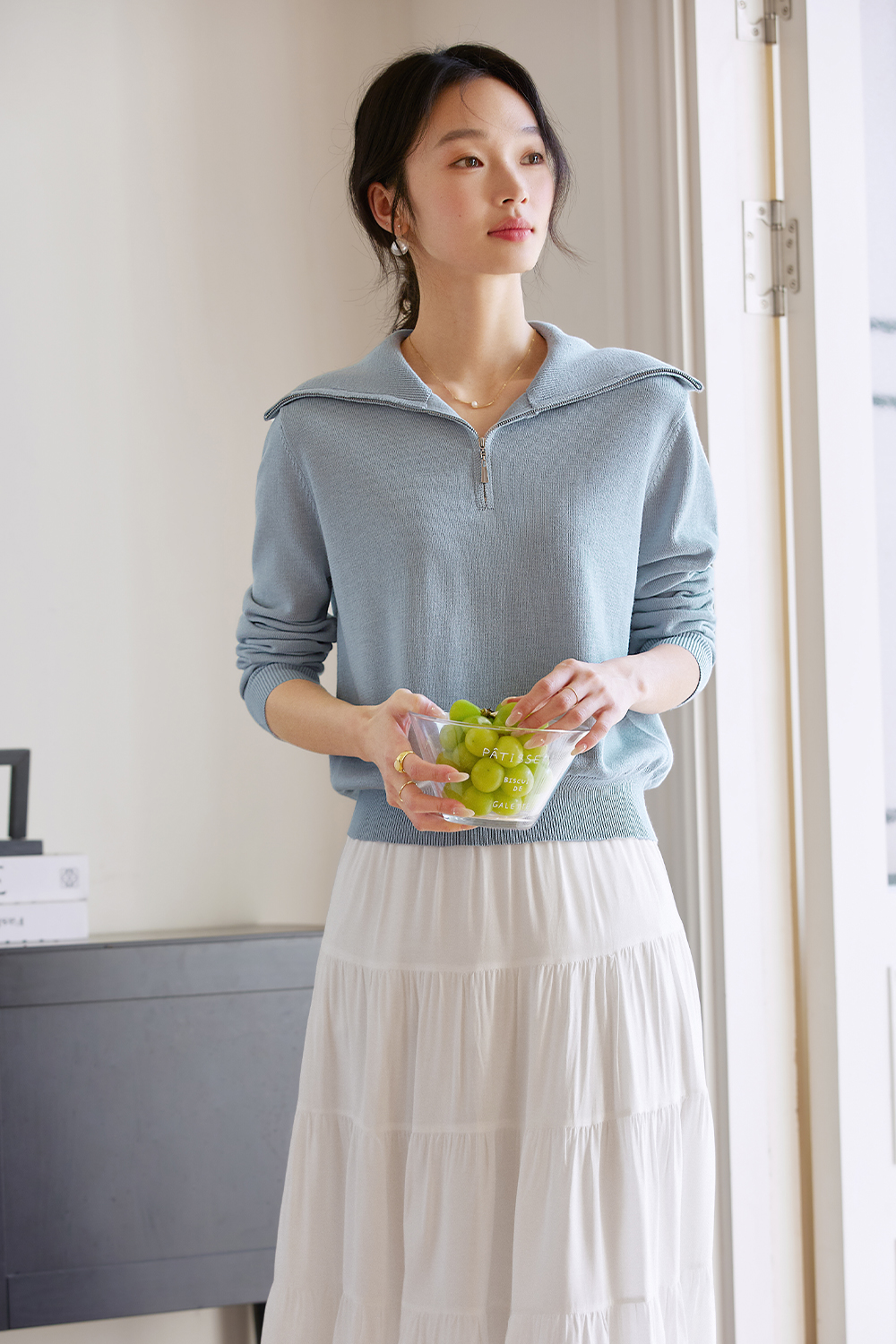 Simple Zippered Knitwear