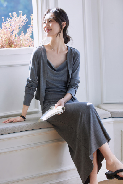 Grey Elegant Knitted Suit