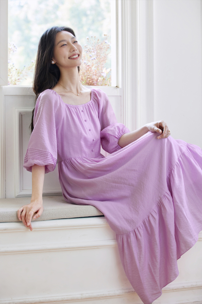 Elegant Square Neck Dress