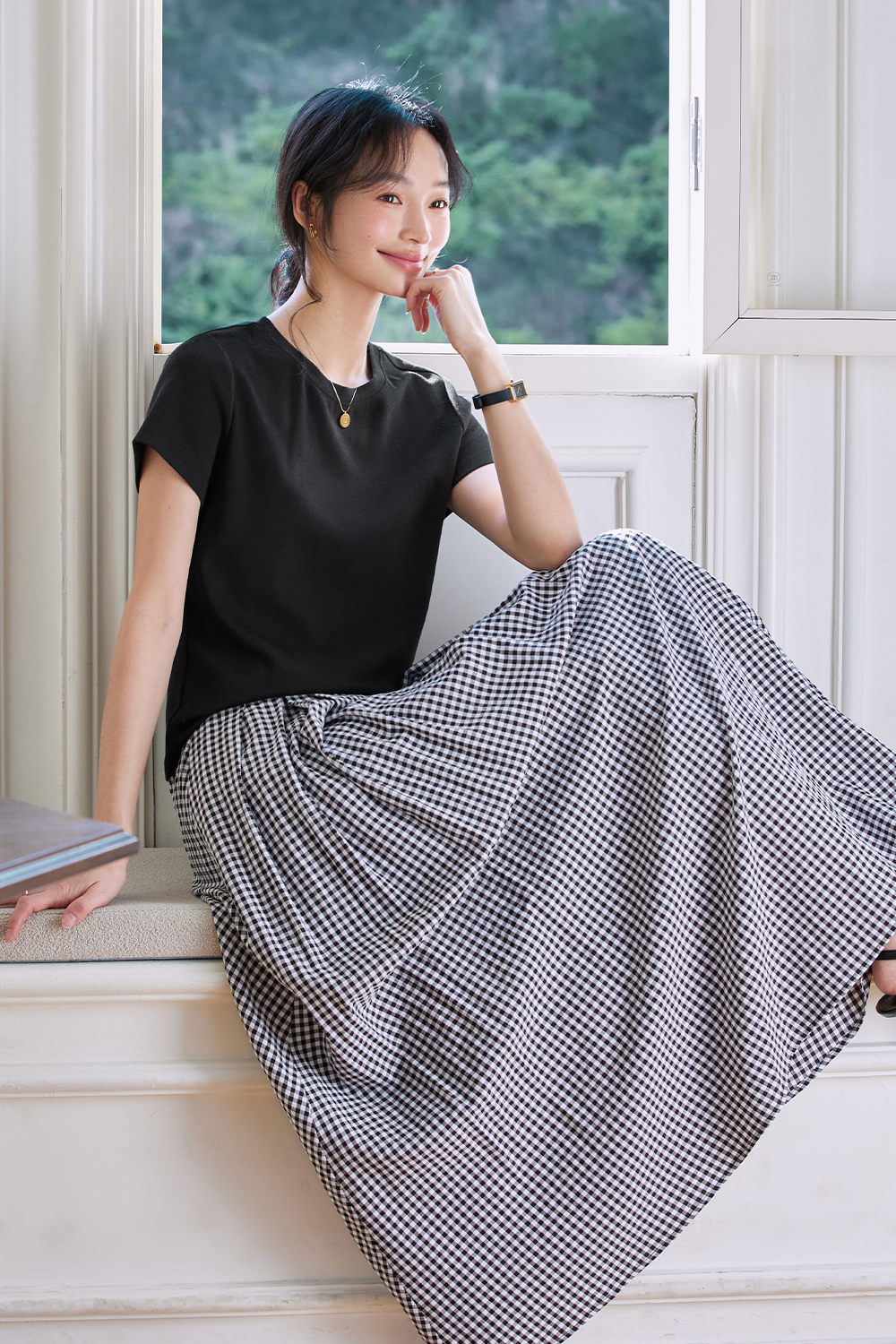 Modern Casual White T-Shirt-VIMLYSTORE