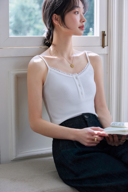 Lace Knitted Suspenders