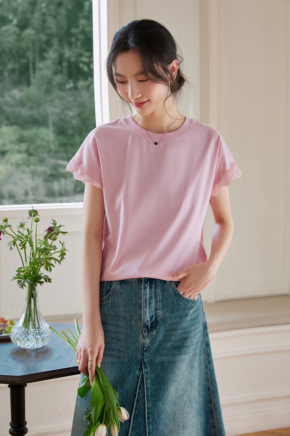 Lace Decoration Solid Color T-Shirt