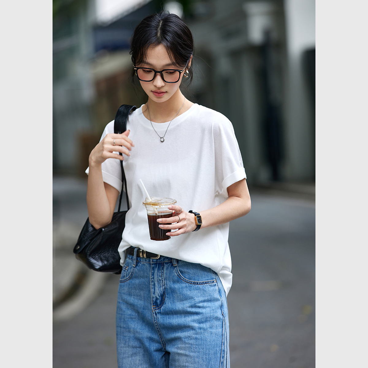 Round Neck Solid Color T-Shirt