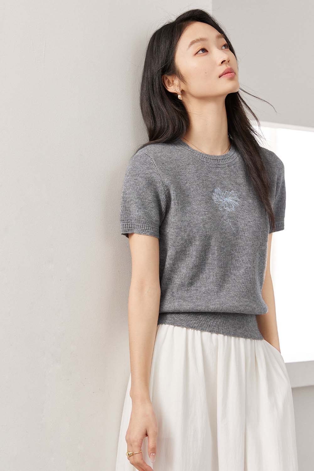 Flower Embroidered Loose Sweater-VIMLYSTORE