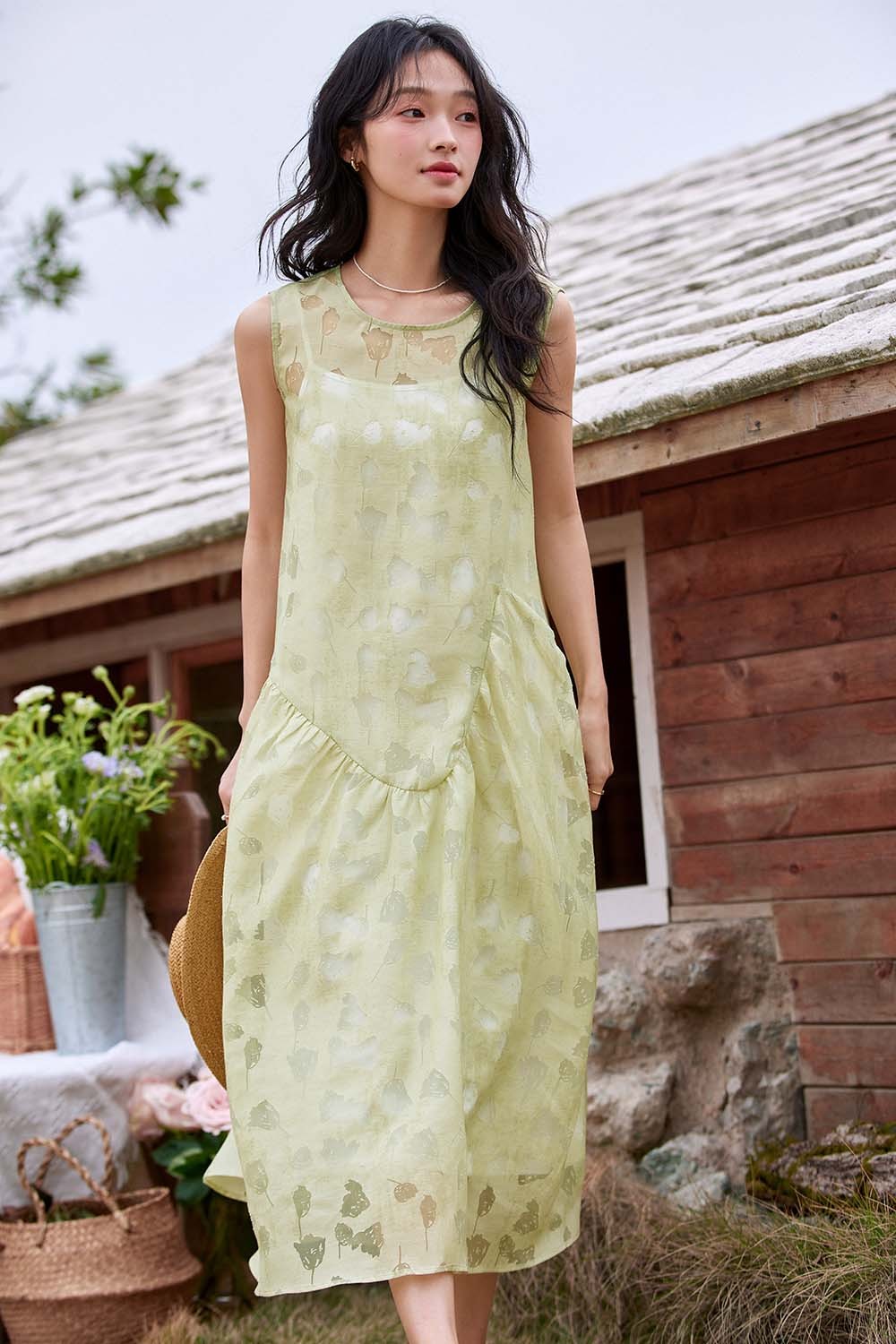 Dark Pattern Jacquard Loose Vest Dress