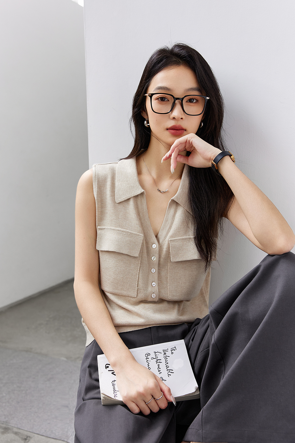 Lapel V-Neck Sweater
