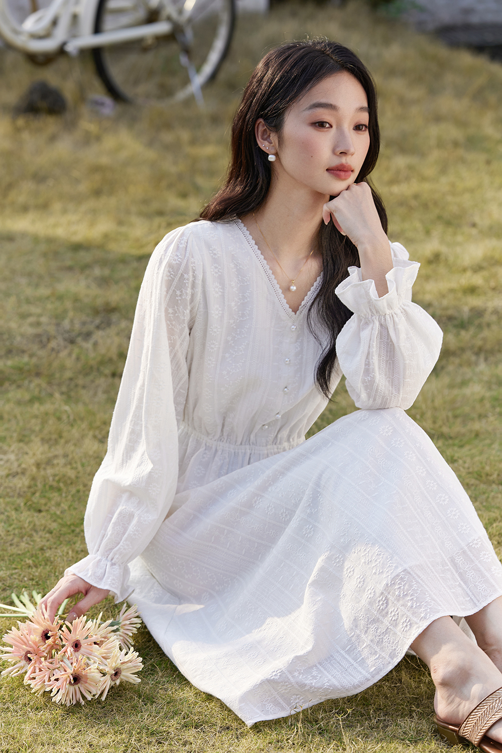 Luxe White Cotton V-Neck Dress with Lace Embroidery & Belted Waist-VIMLYSTORE