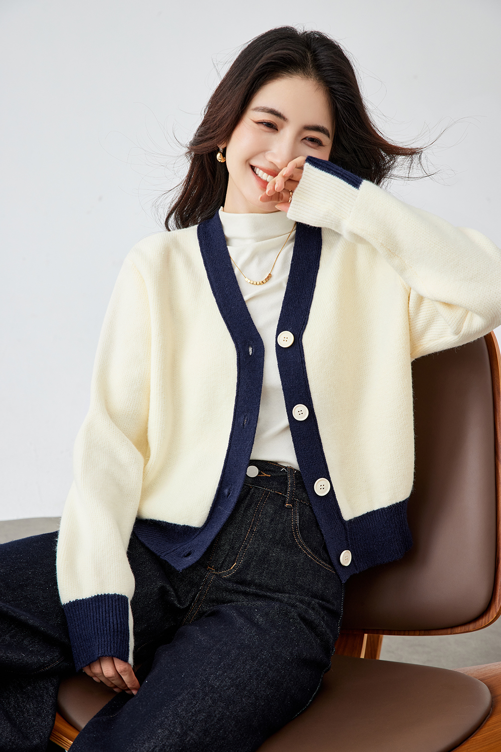 Apricot Lazy-Style Color-Block V-Neck Sweater Jacket