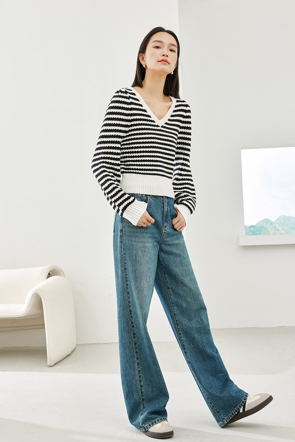 V-Neck Knit Sweater-VIMLYSTORE