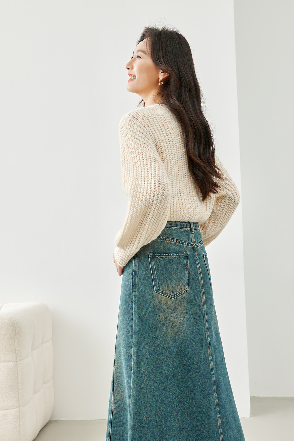 Loose Hollow Short Knit Sweater