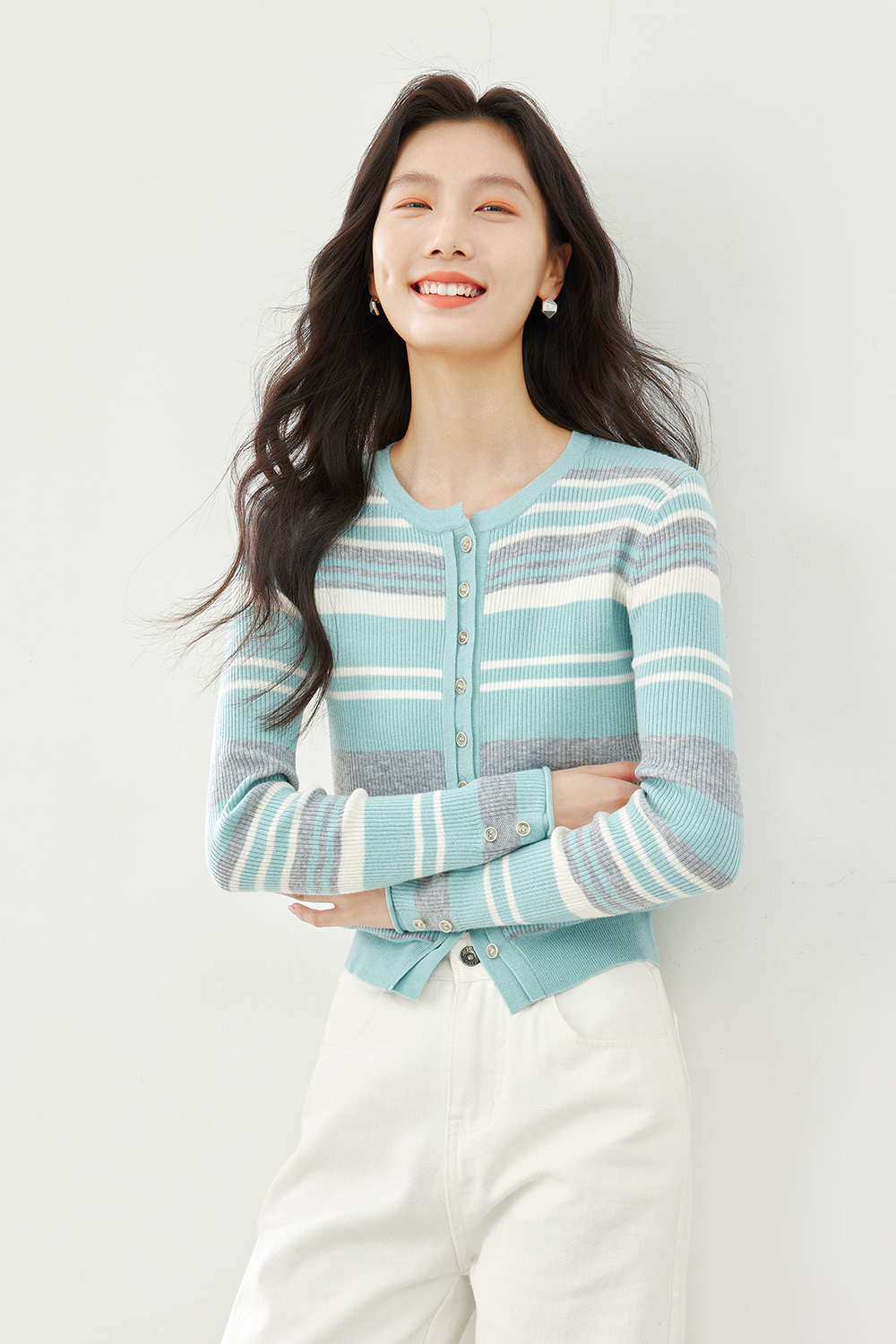 Round Neck Striped Knit Sweater-VIMLYSTORE