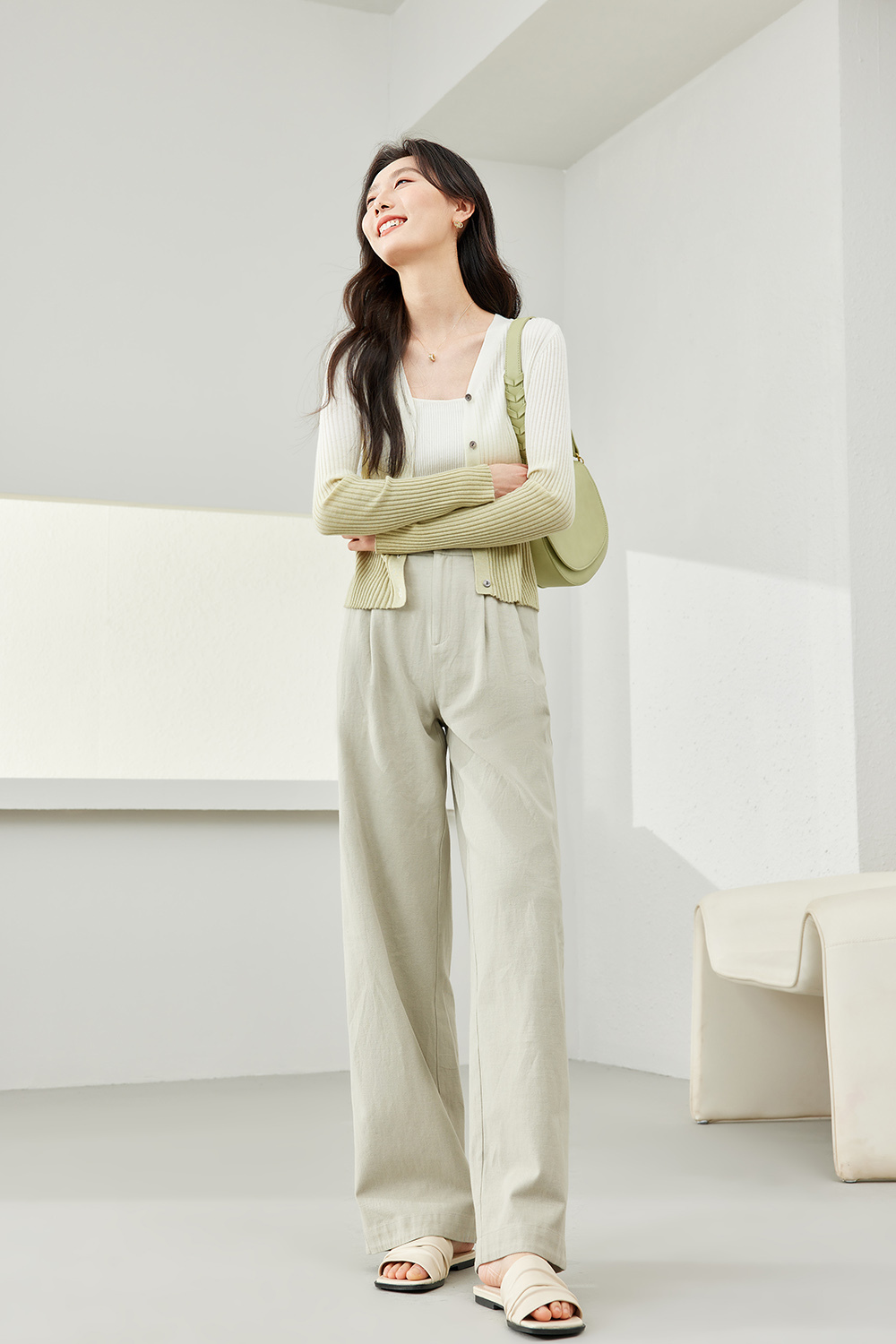 V-Neck Gradient Knitted Cardigan