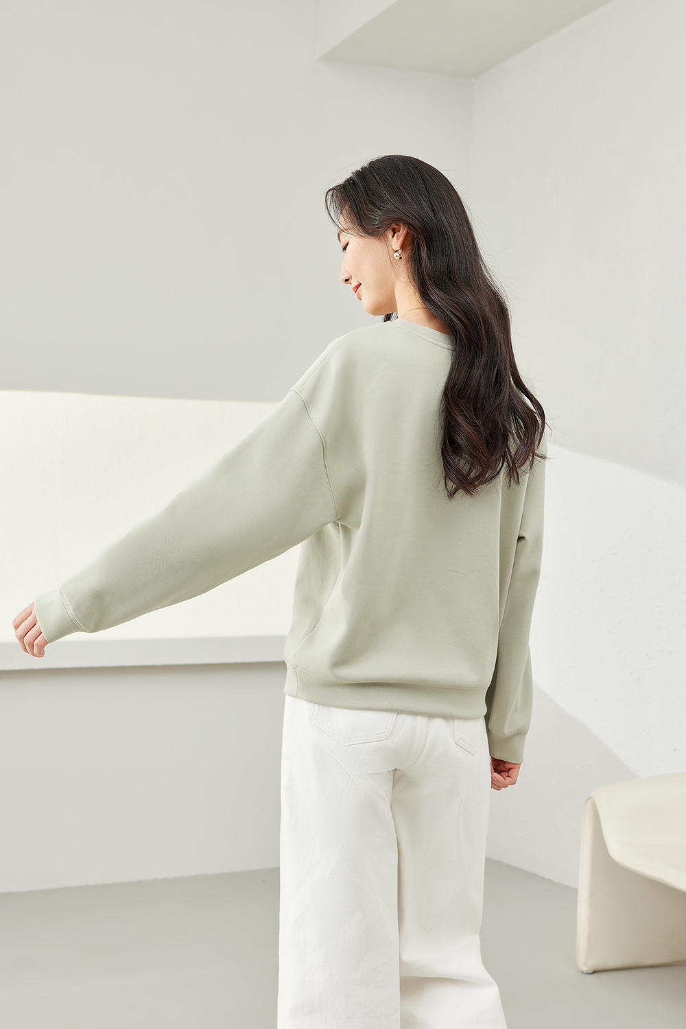 Premium Crew Neck Sweatshirt-VIMLYSTORE