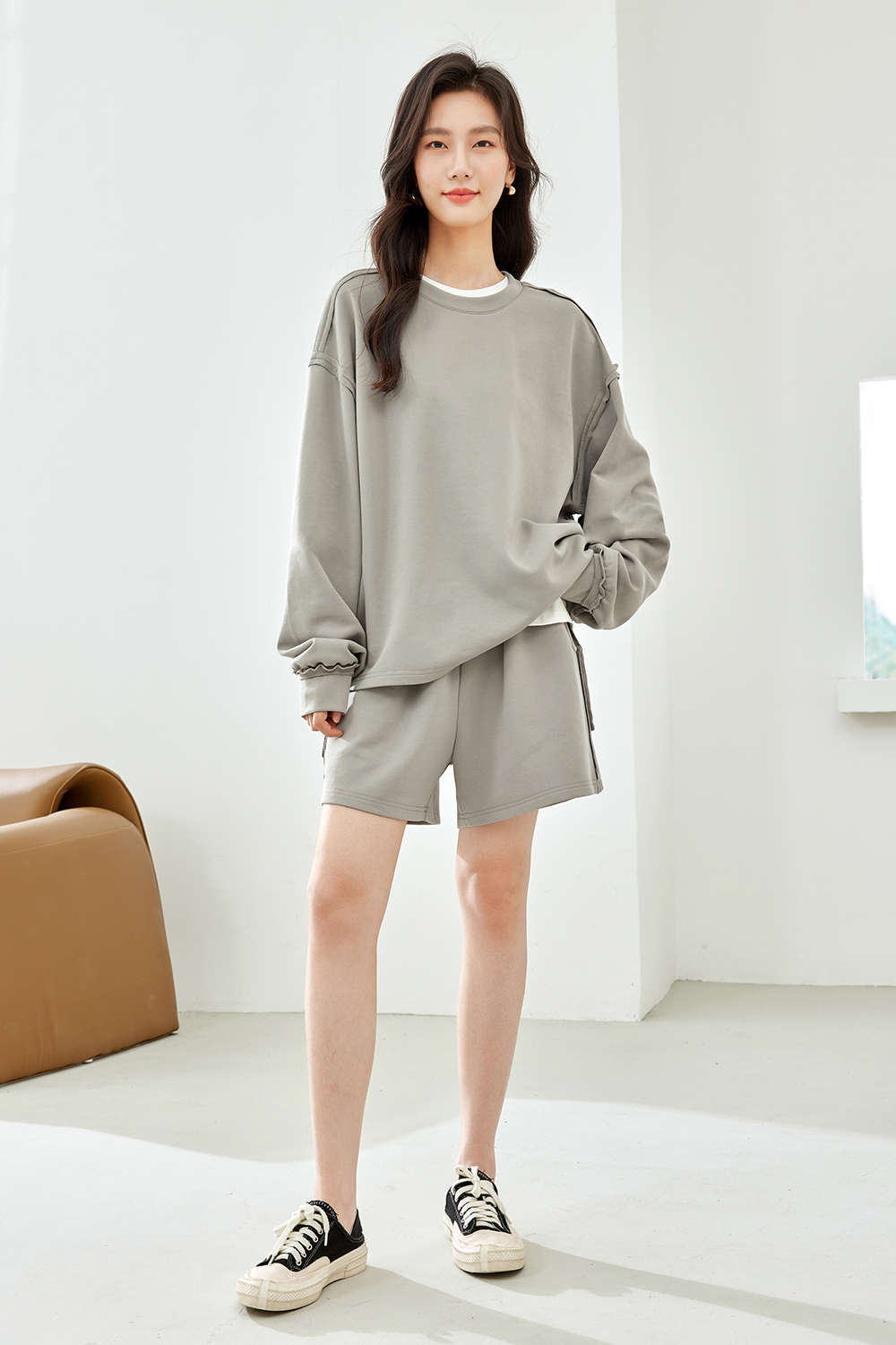 Loose Silhouette Sweatshirt Suit